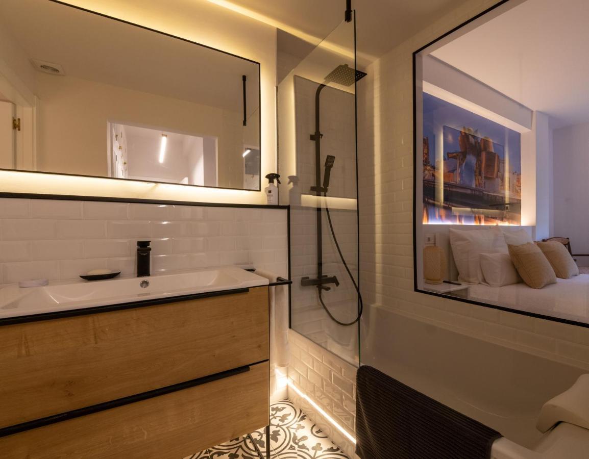 Bilbao Henao Park De Bilbao Suites, En Pleno Centro Con Garaje Directo Exterior photo