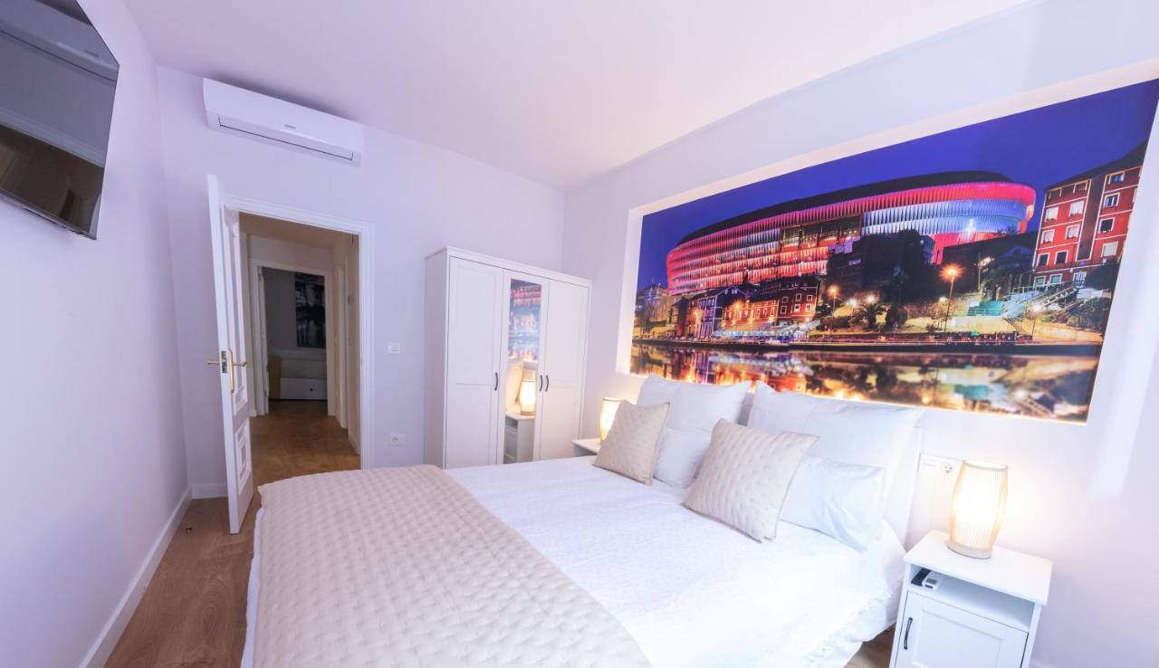 Bilbao Henao Park De Bilbao Suites, En Pleno Centro Con Garaje Directo Exterior photo